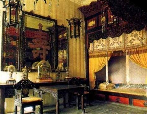 古代皇帝 書房兼臥室